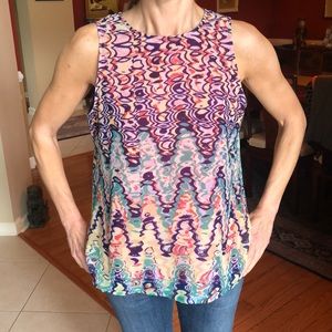 Colorful tank with open back